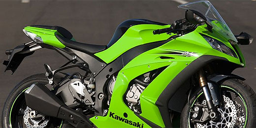 Totalmente reformulada, moto Kawasaki Ninja chega ao Brasil