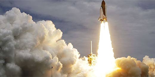 Atlantis é lançado para última missão dos ônibus espaciais da Nasa