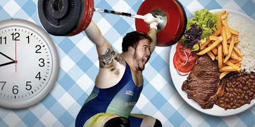 Arte UOL Com 132 kg, atleta tenta engordar com arroz e fritas no café da manhã