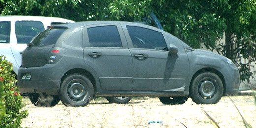 Sem previsão de lançamento, Citroën coloca C3 europeu para rodar no NE