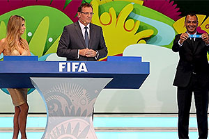 http://h.imguol.com/1312/06cafu-z.jpg